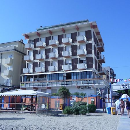 Hotel Suprem Rimini Zewnętrze zdjęcie