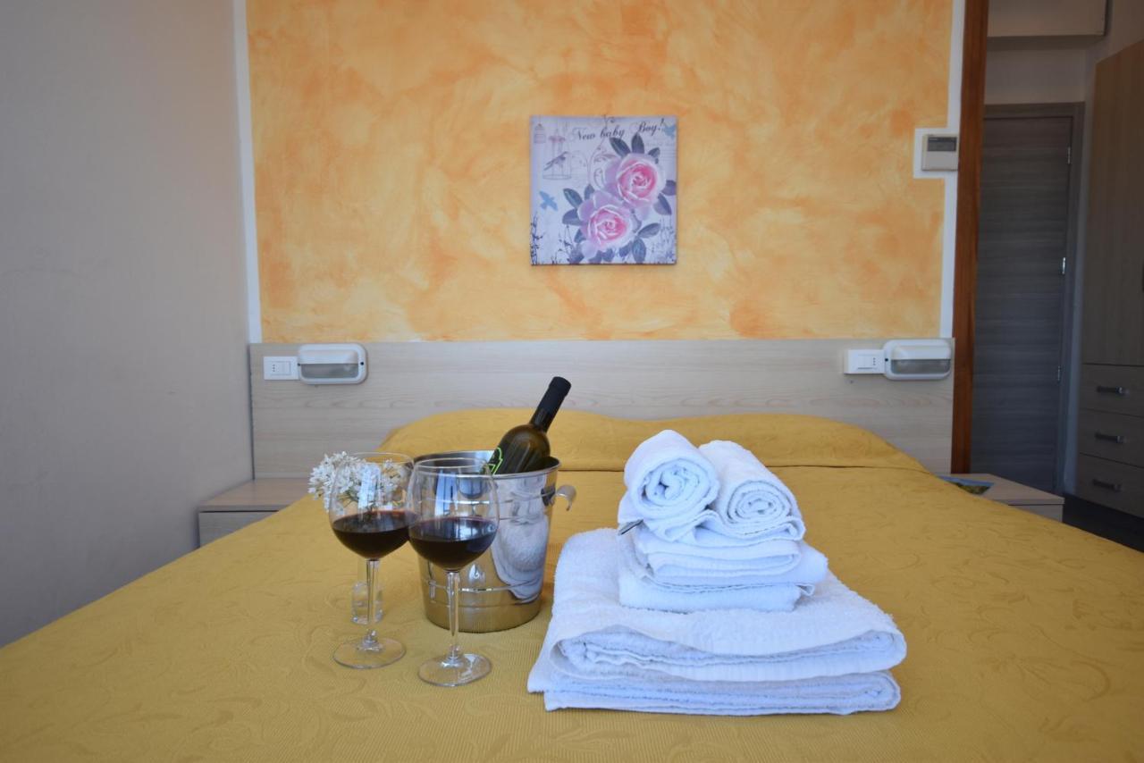 Hotel Suprem Rimini Zewnętrze zdjęcie